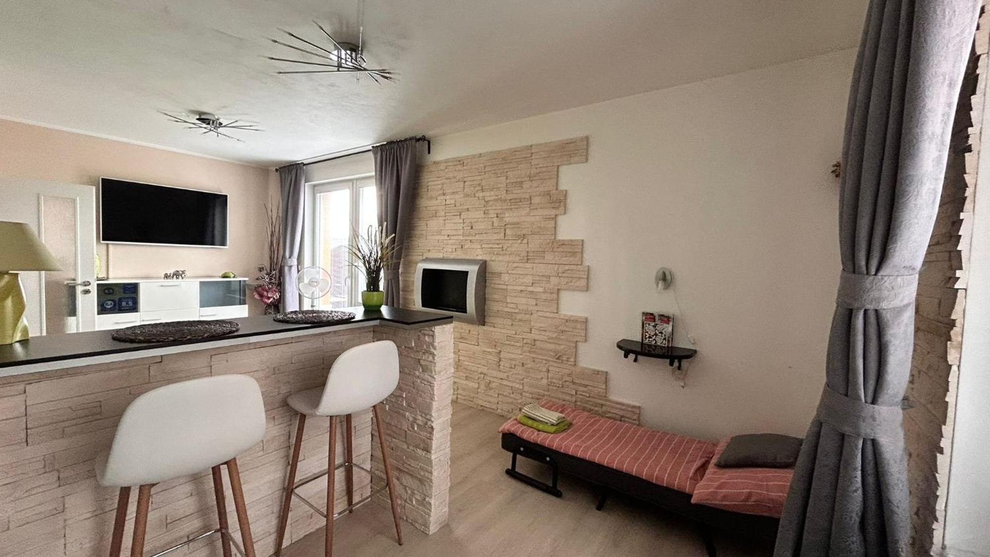 Bastien Studio Near Airport Prague Extérieur photo